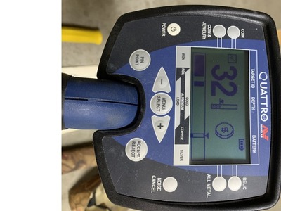 Minelab Quattro Metal Detector